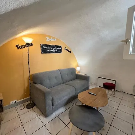 F2 Face Au Jardin Des Prebendes De *